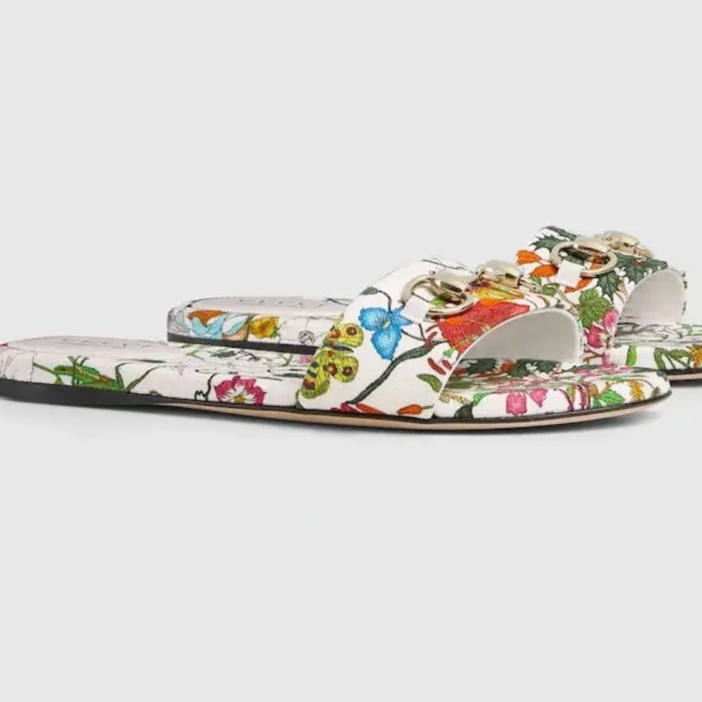Gucci White Floral Horsebit Slide Sandals - Picture 4 of 5